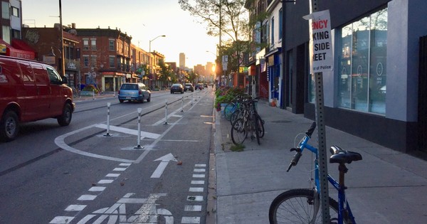 Toronto bike lanes Study shows they are good for Business and Safety